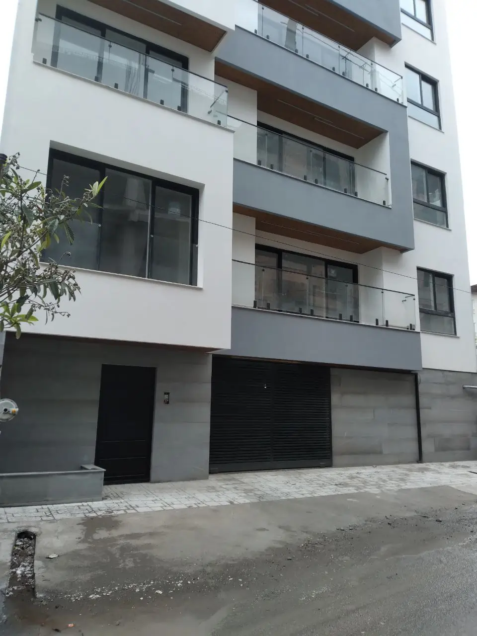 نمای ساختمان